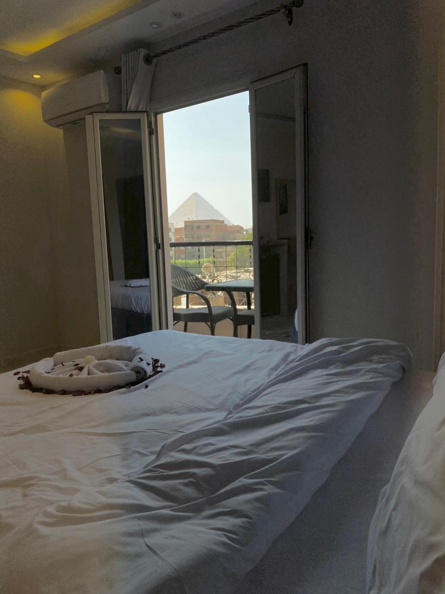 Young Pharaoh View Inn El El Cairo Exterior foto
