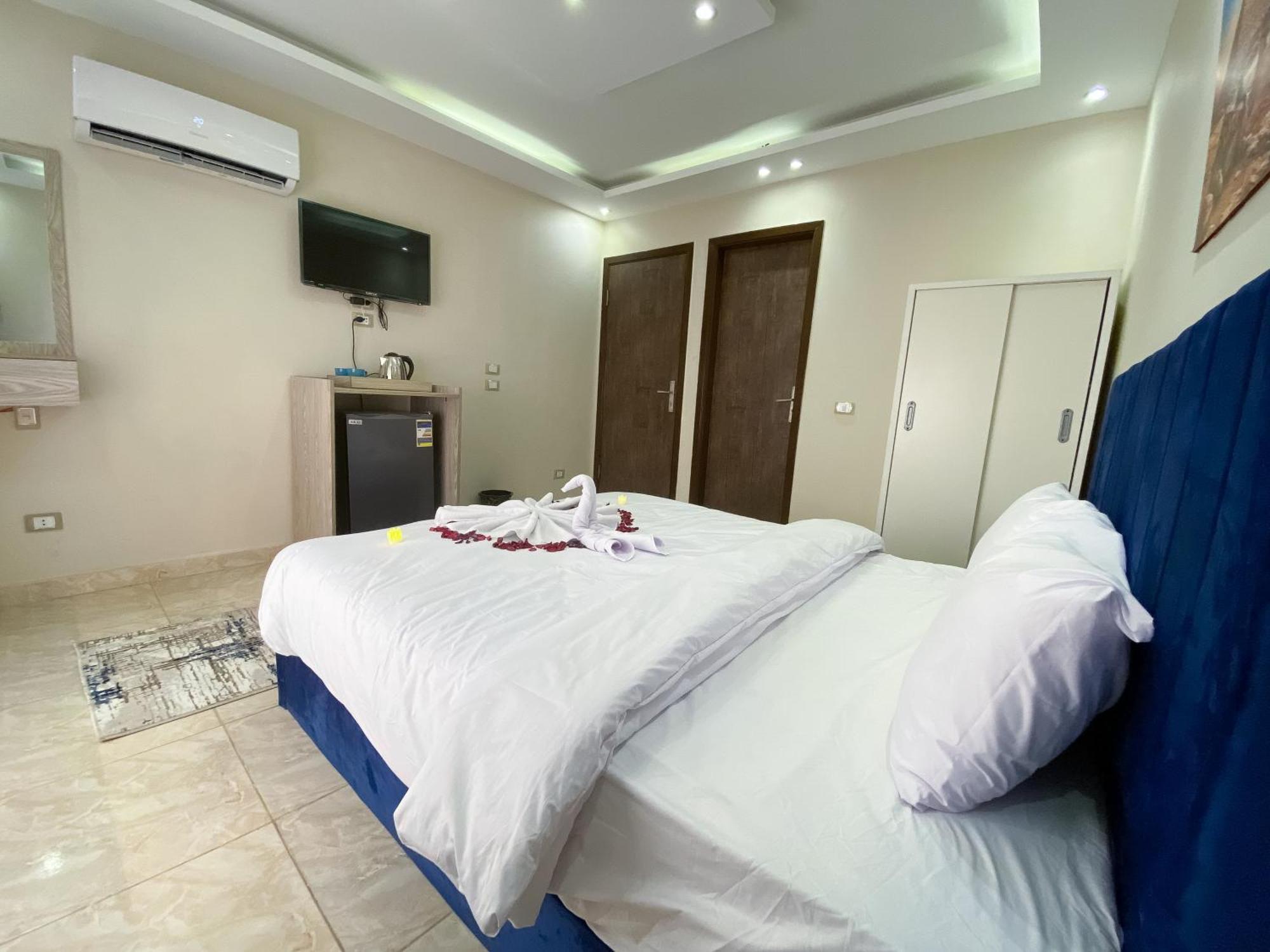 Young Pharaoh View Inn El El Cairo Exterior foto